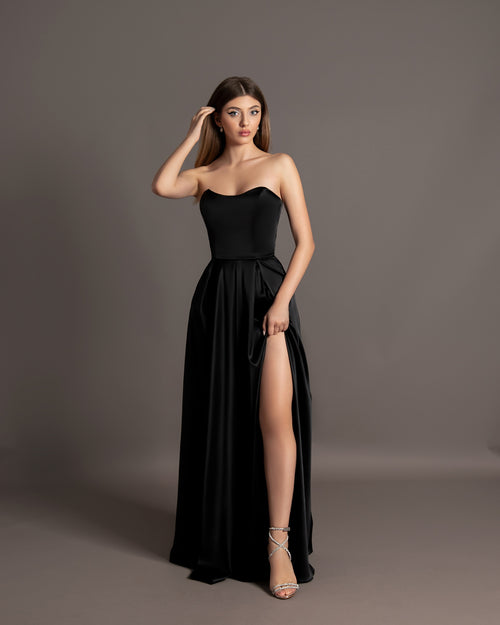 Alezzi Dress Black